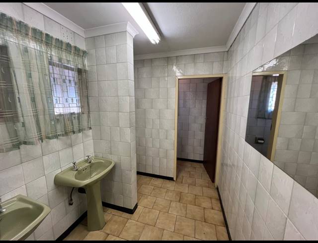 1,300M² PLACE OF WORSHIP FOR SALE IN SONLAND PARK